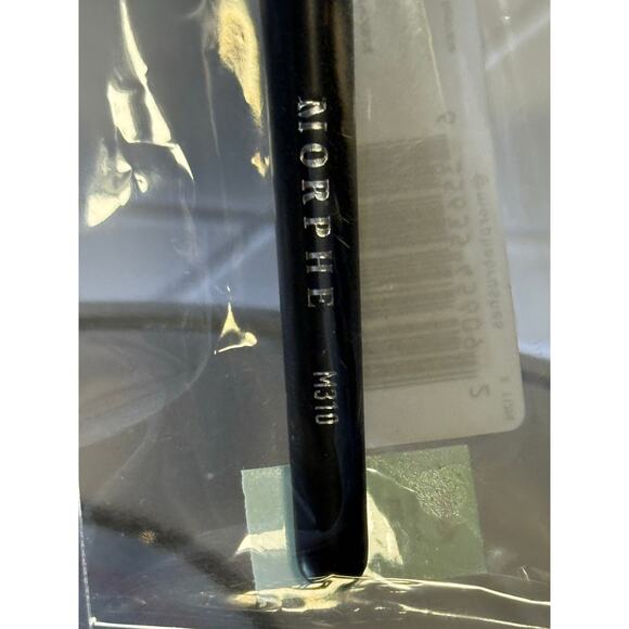 Morphe M310 - Large Soft Fan Brush - NEW - Picture 3 of 3